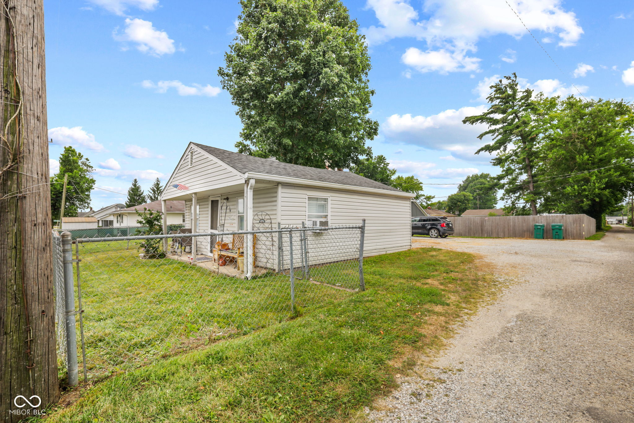212 Indianapolis Road