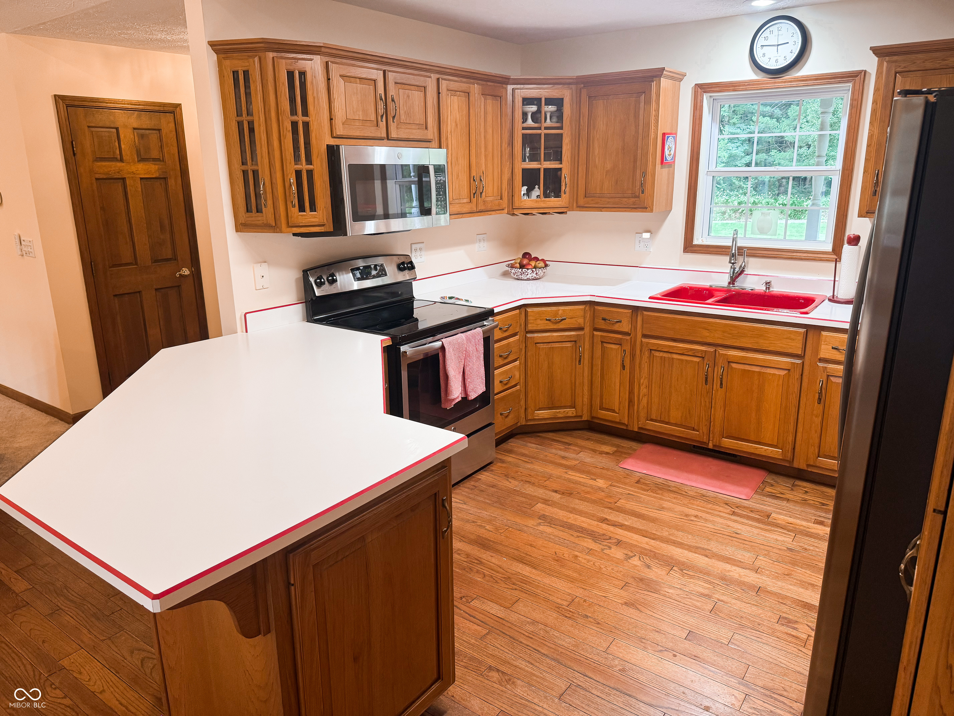 2300 W Three Story Hill Road