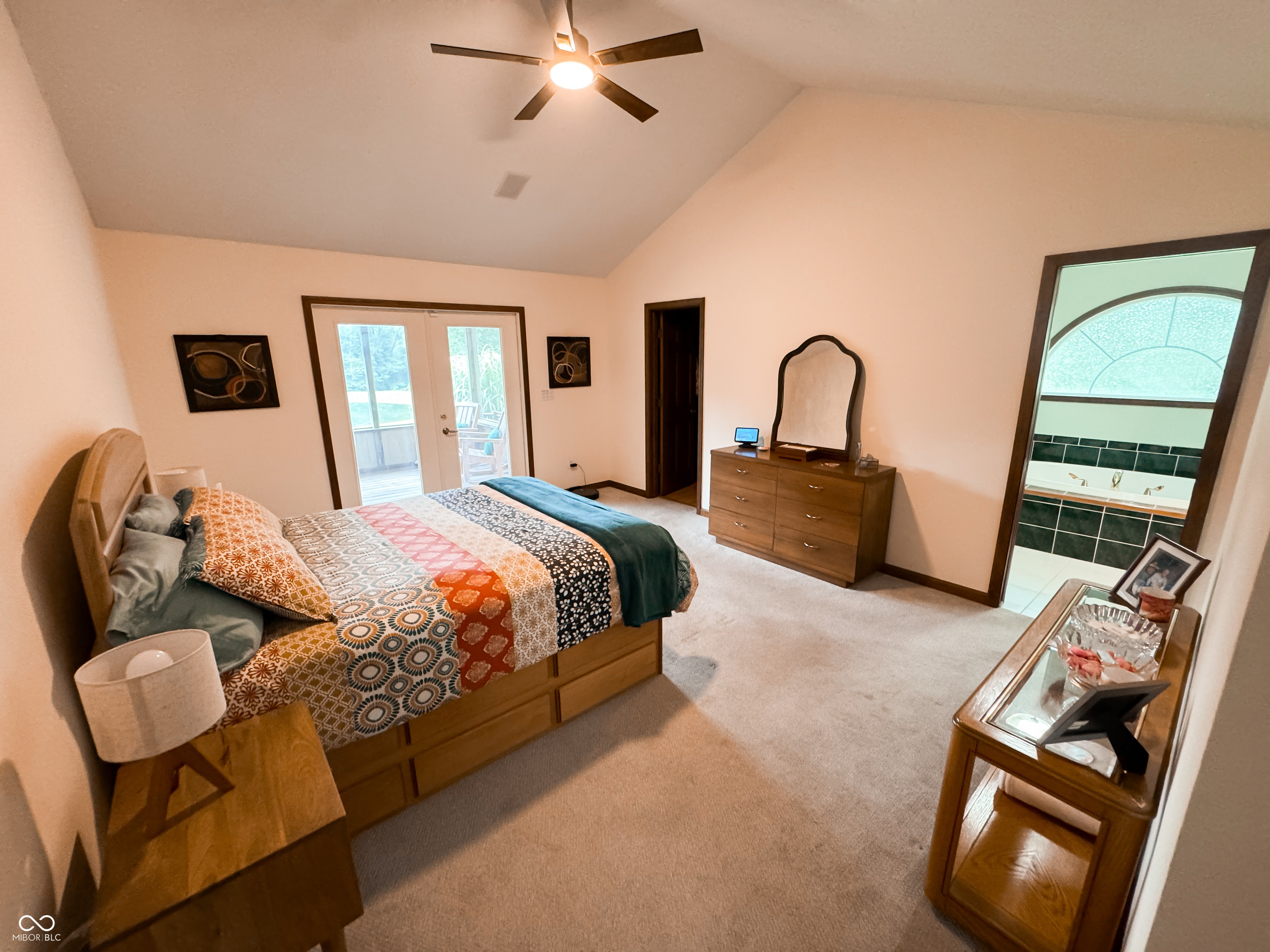 2300 W Three Story Hill Road