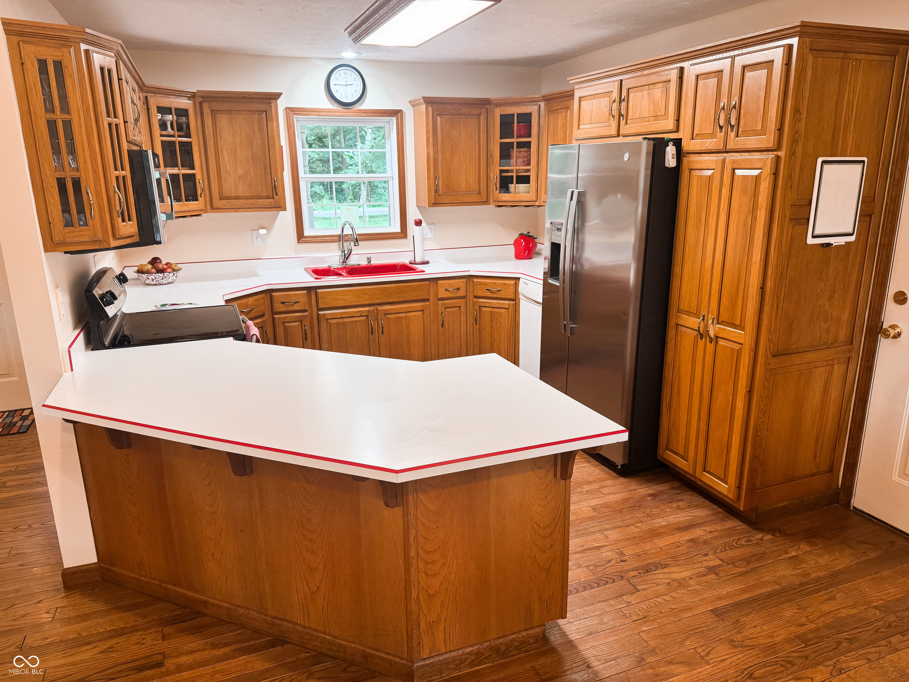 2300 W Three Story Hill Road