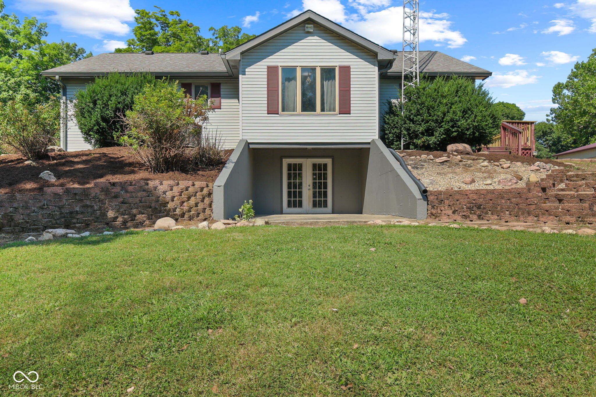7060 N Briarhopper Road