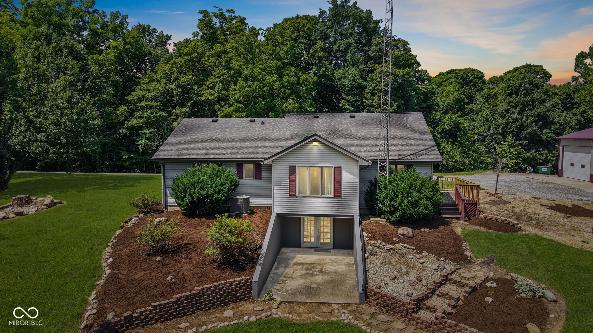 7060 N Briarhopper Road