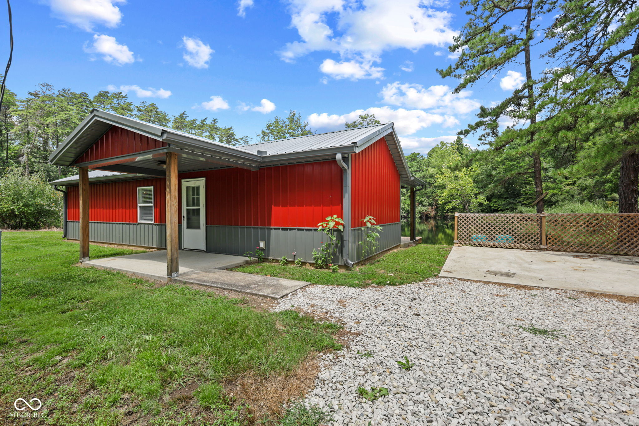 6100 E County Road 550 N