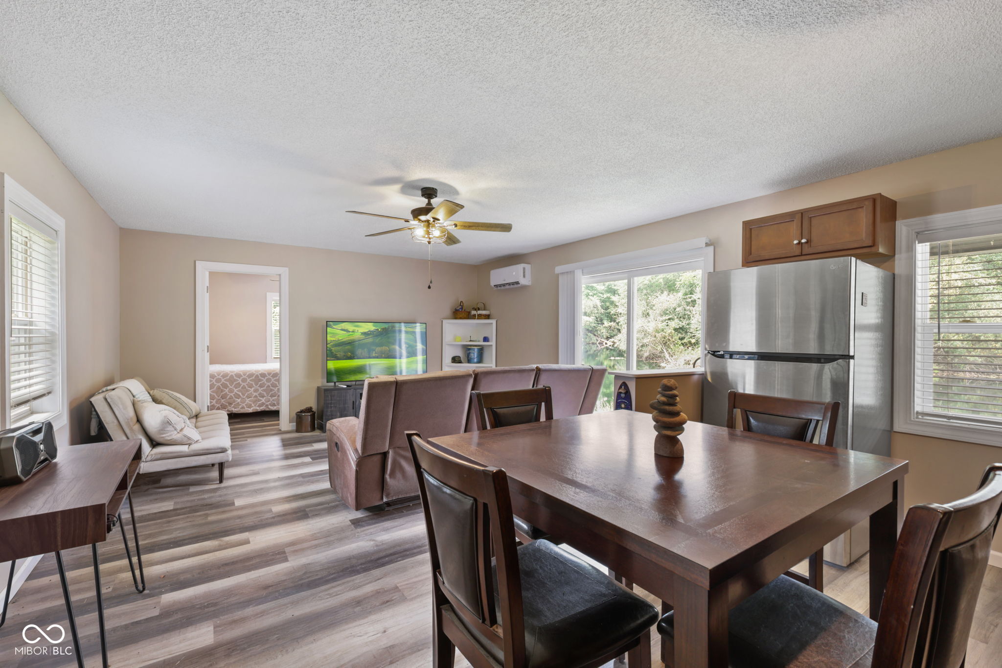 6100 E County Road 550 N