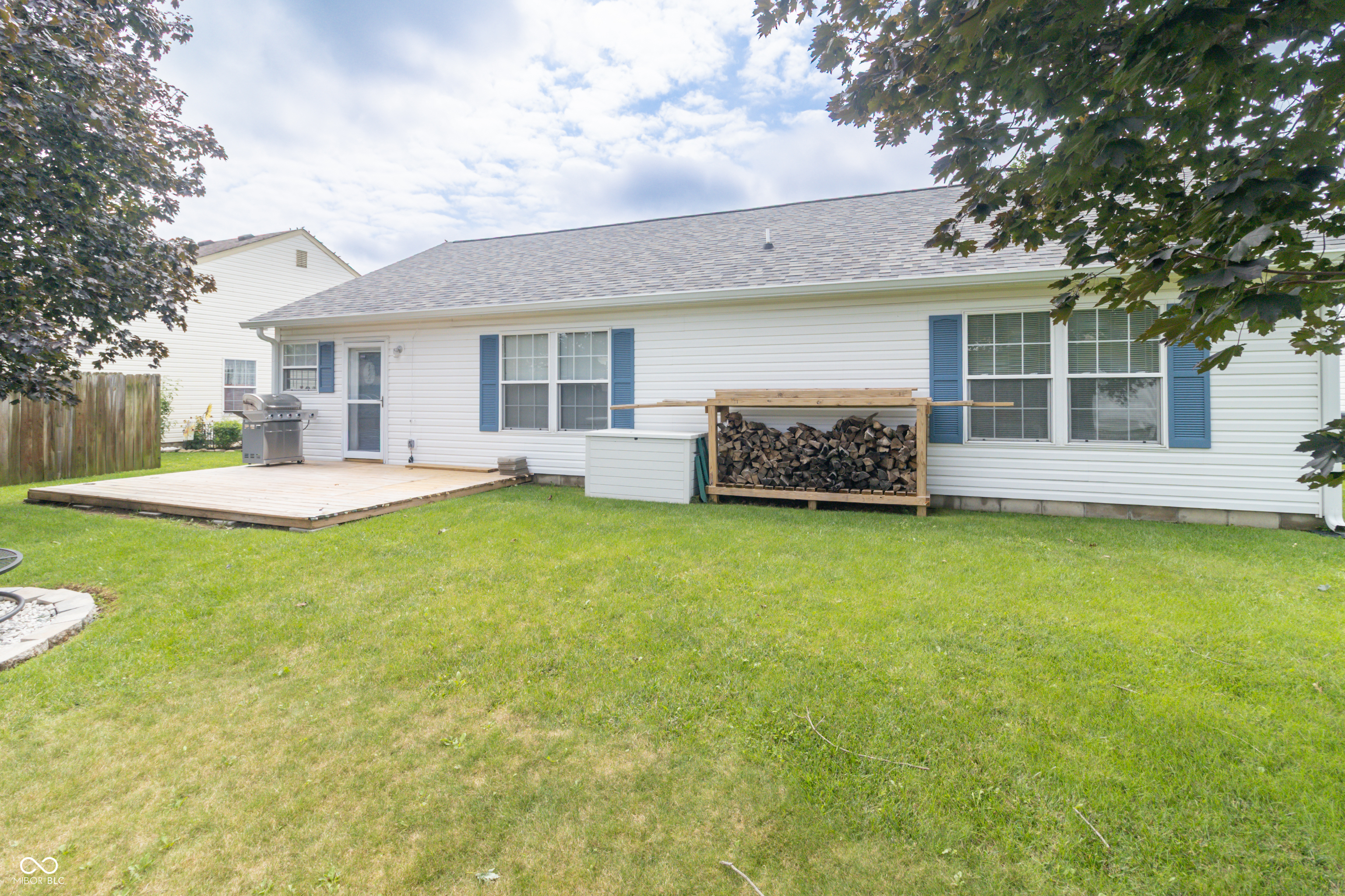 1156 E Mill Run Boulevard