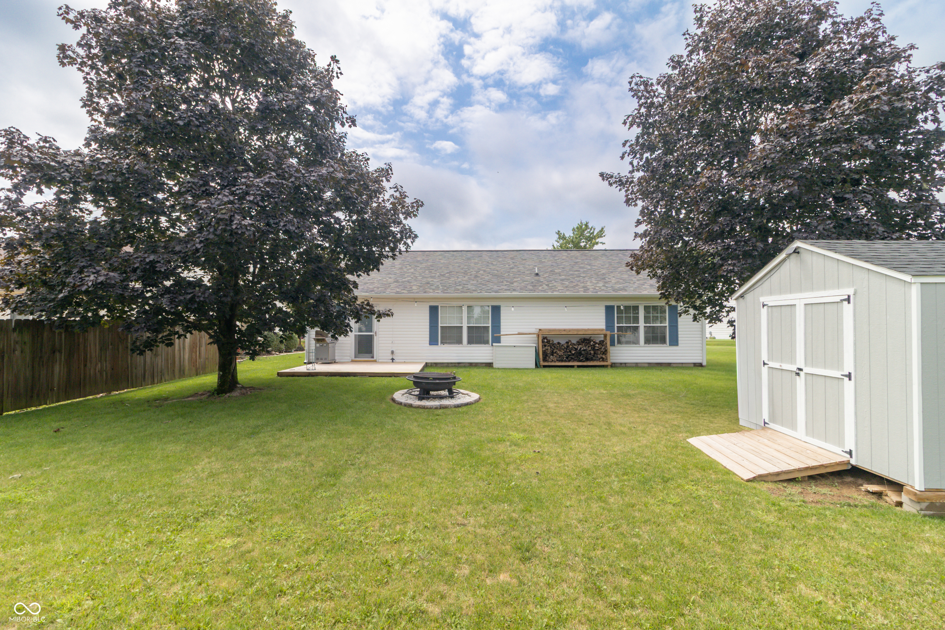 1156 E Mill Run Boulevard