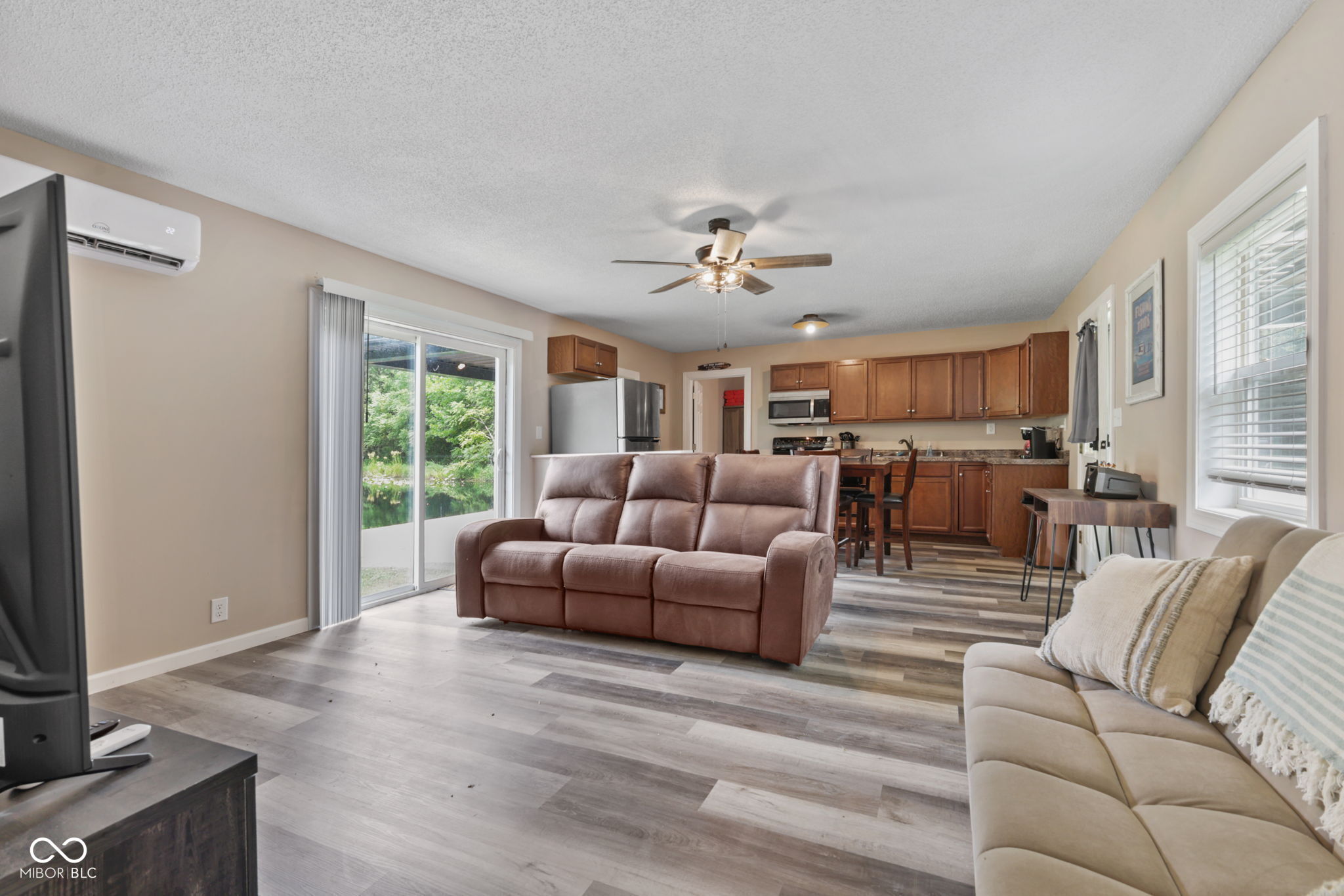 6100 E County Line 550 Road E