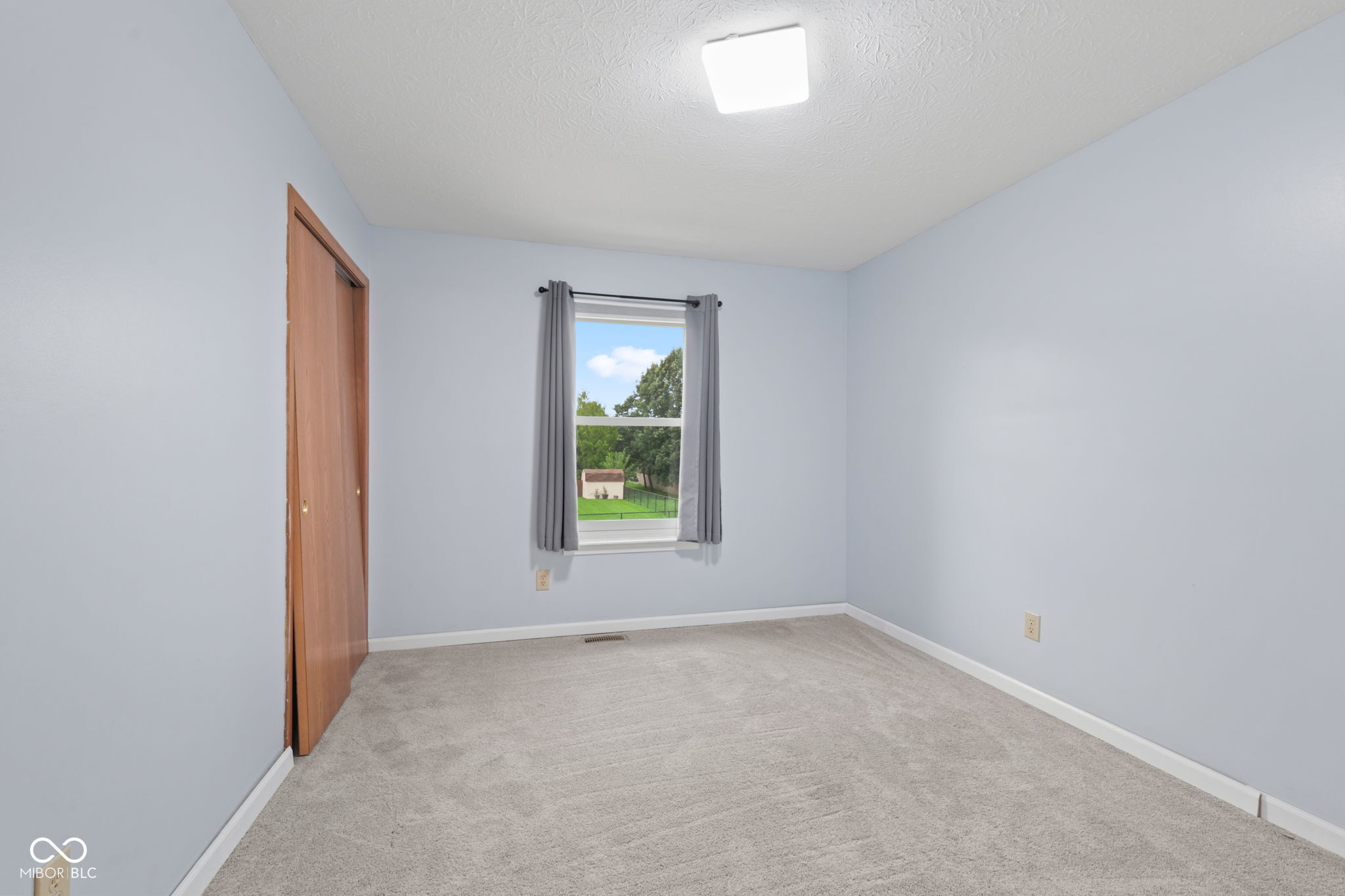 555 Hyannis Drive