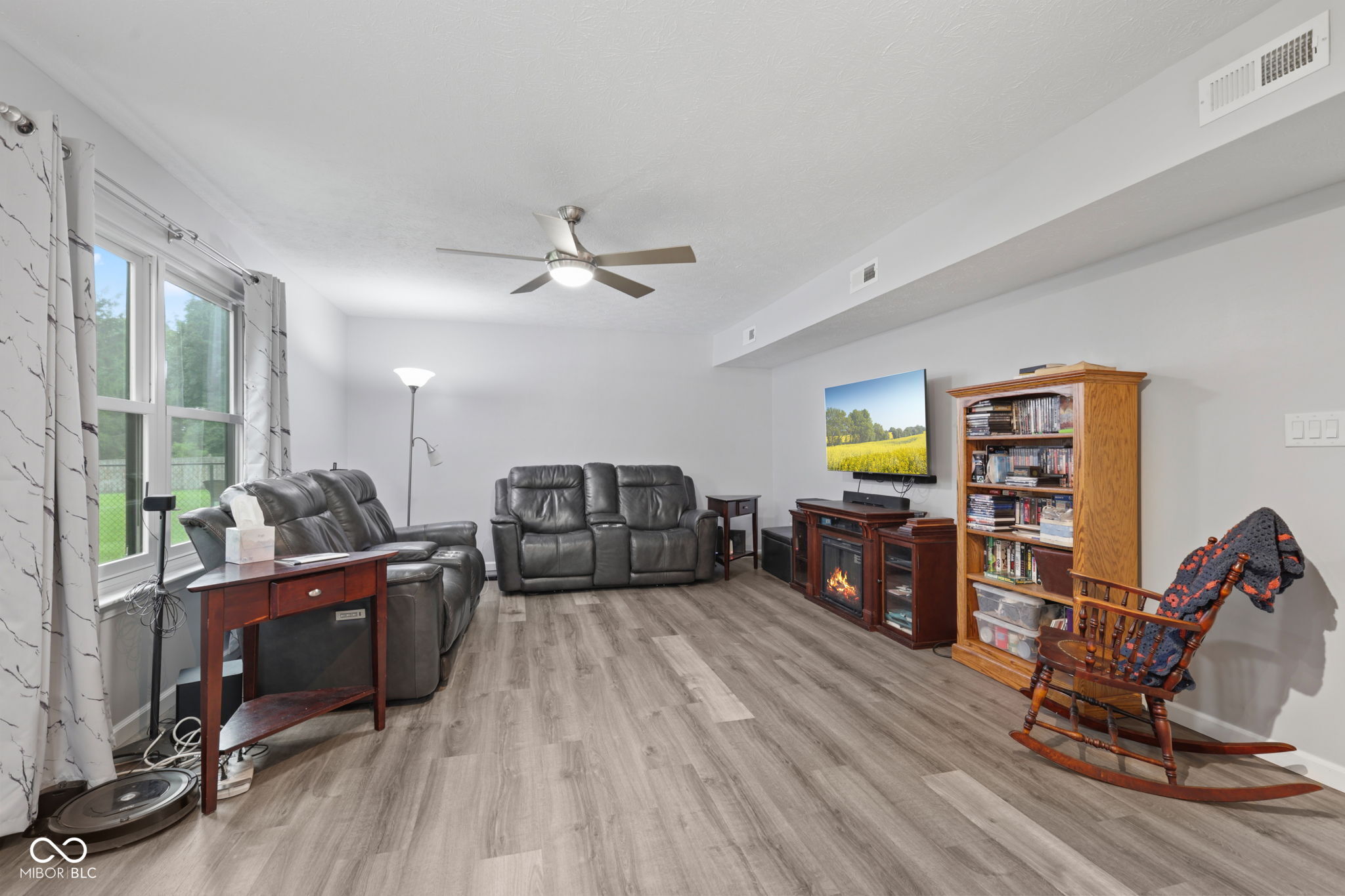 555 Hyannis Drive