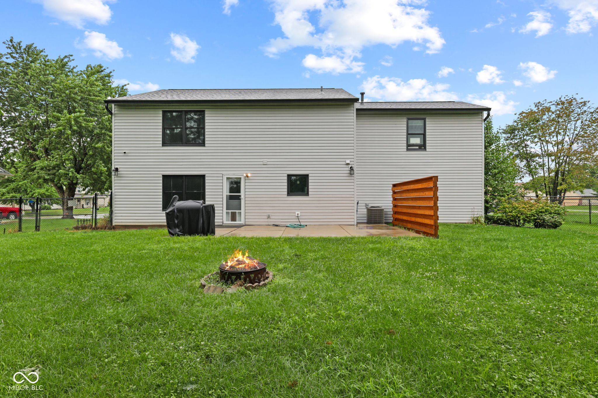 555 Hyannis Drive