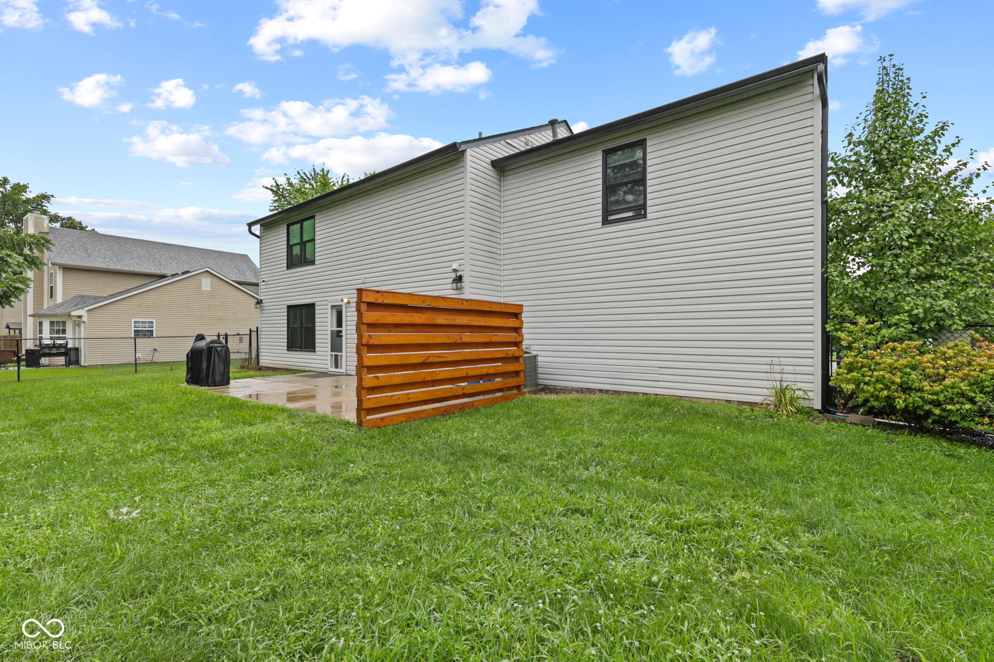 555 Hyannis Drive