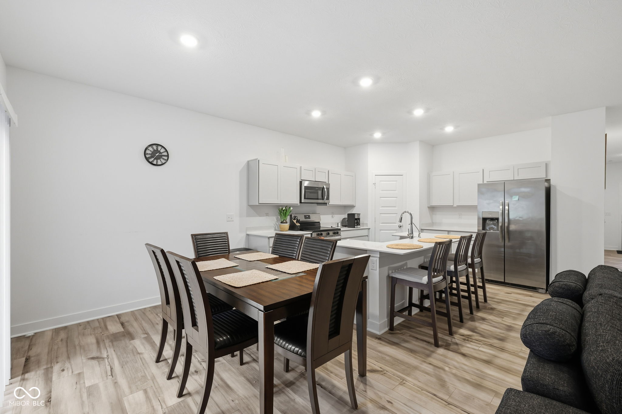 4411 Ashton View