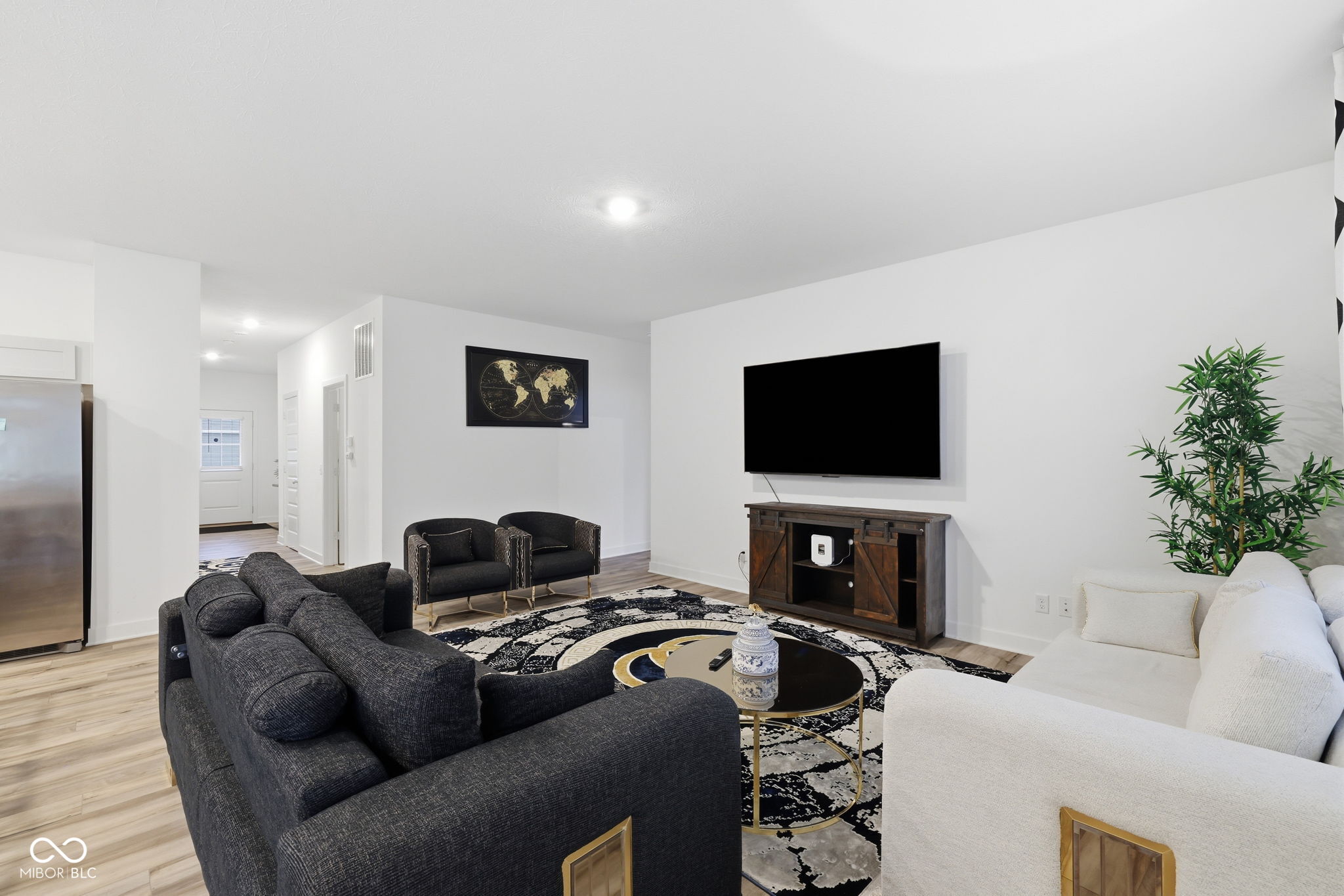 4411 Ashton View