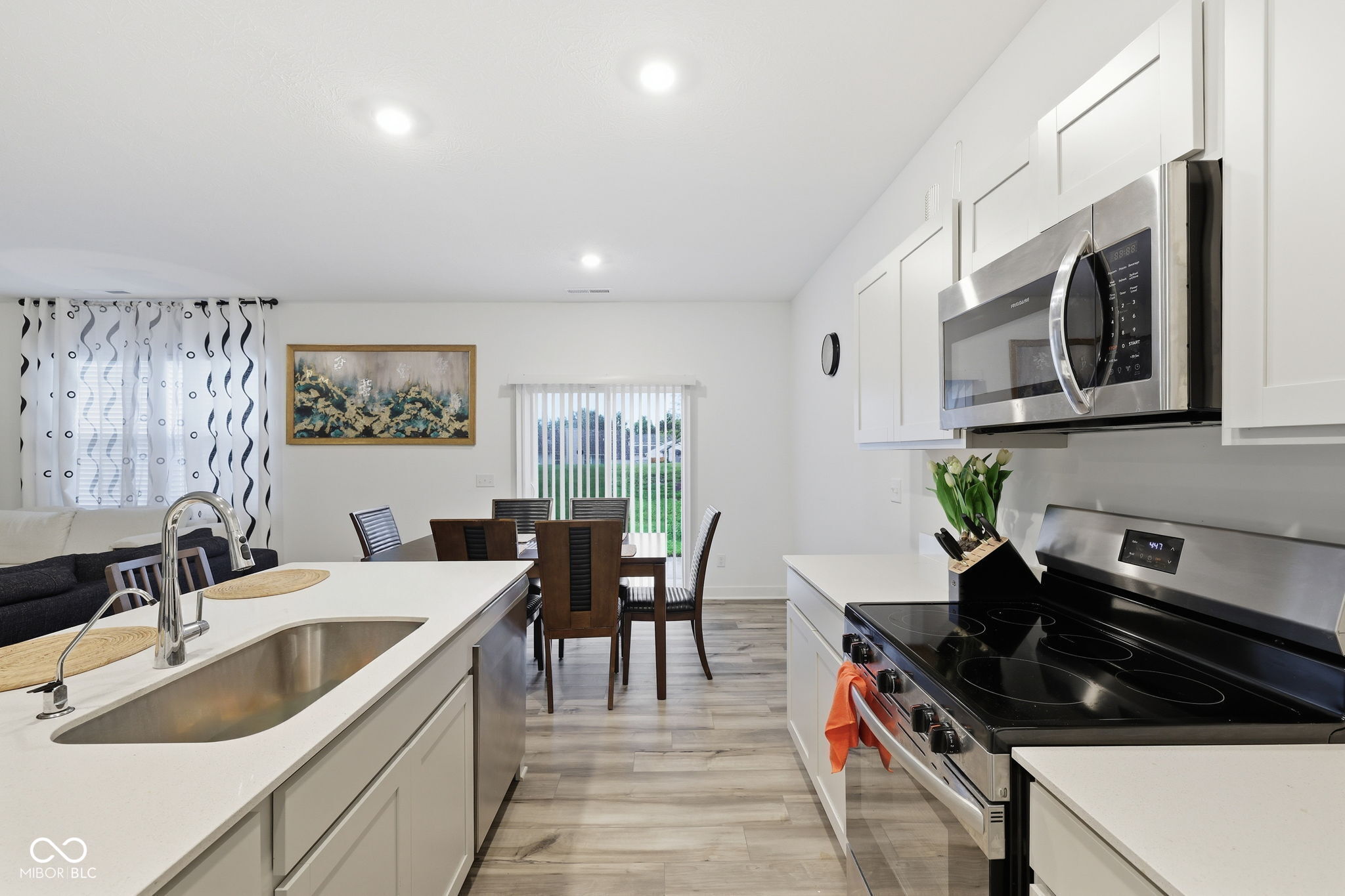 4411 Ashton View