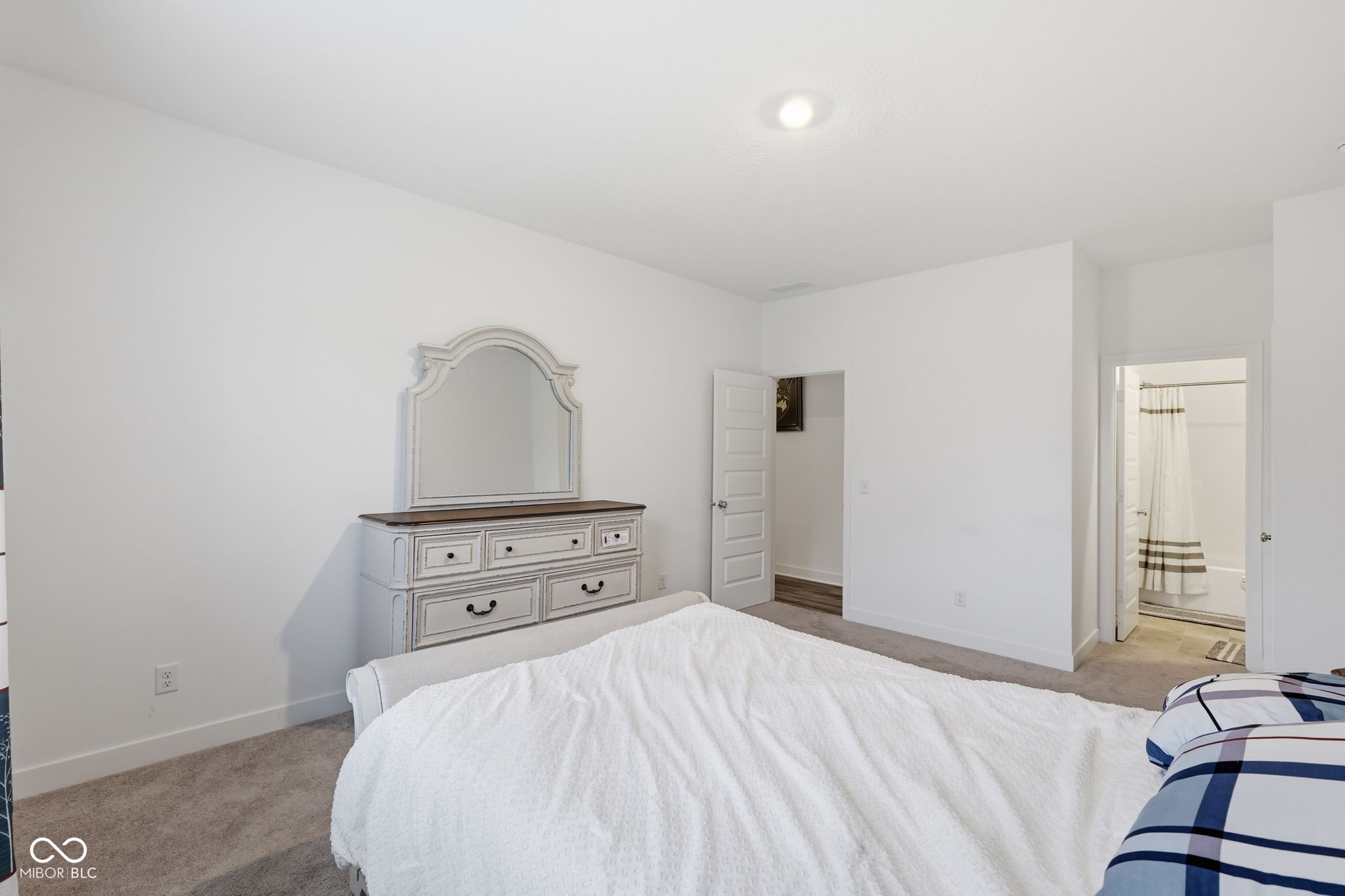 4411 Ashton View