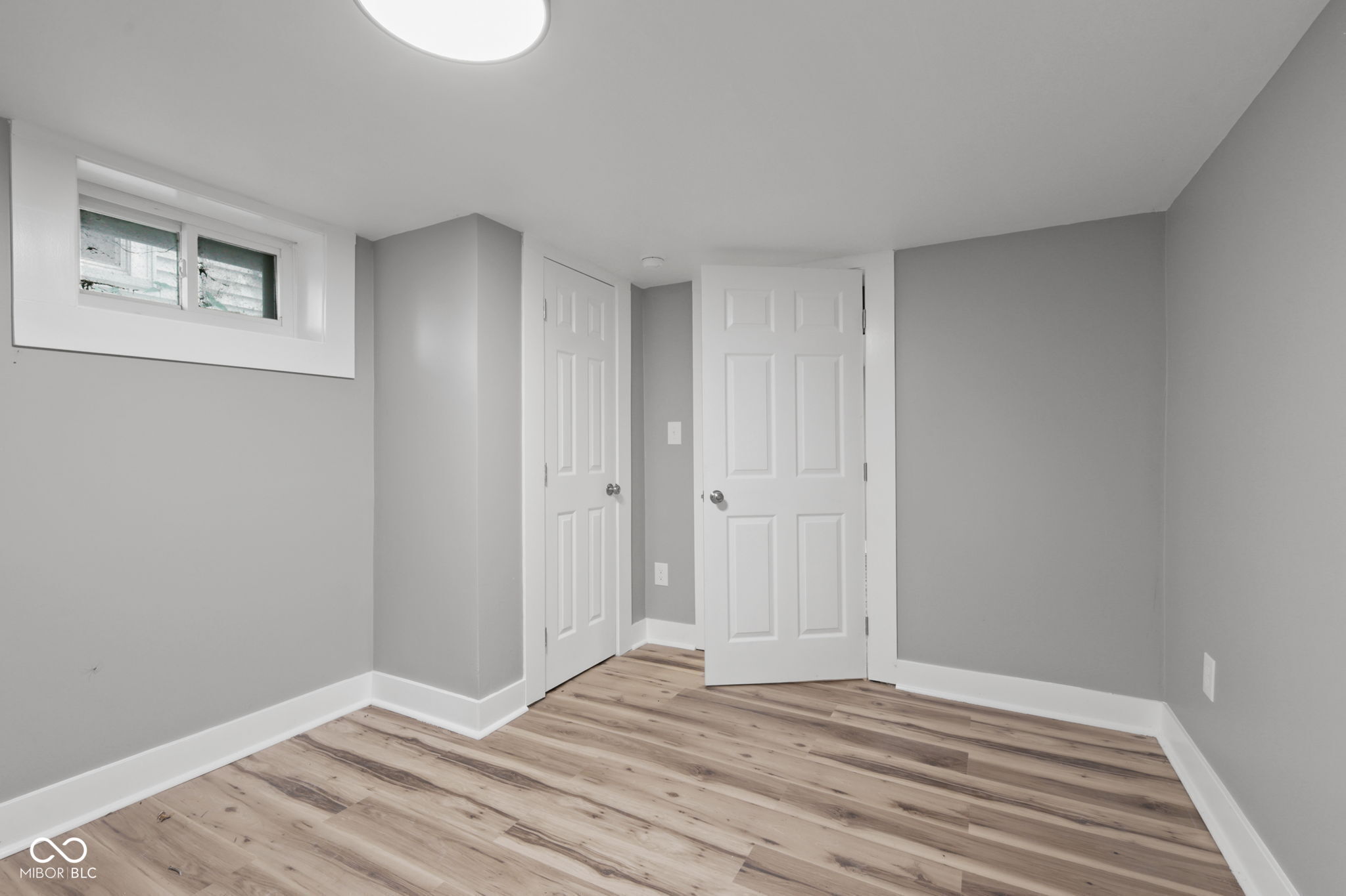 242 N Pershing Avenue