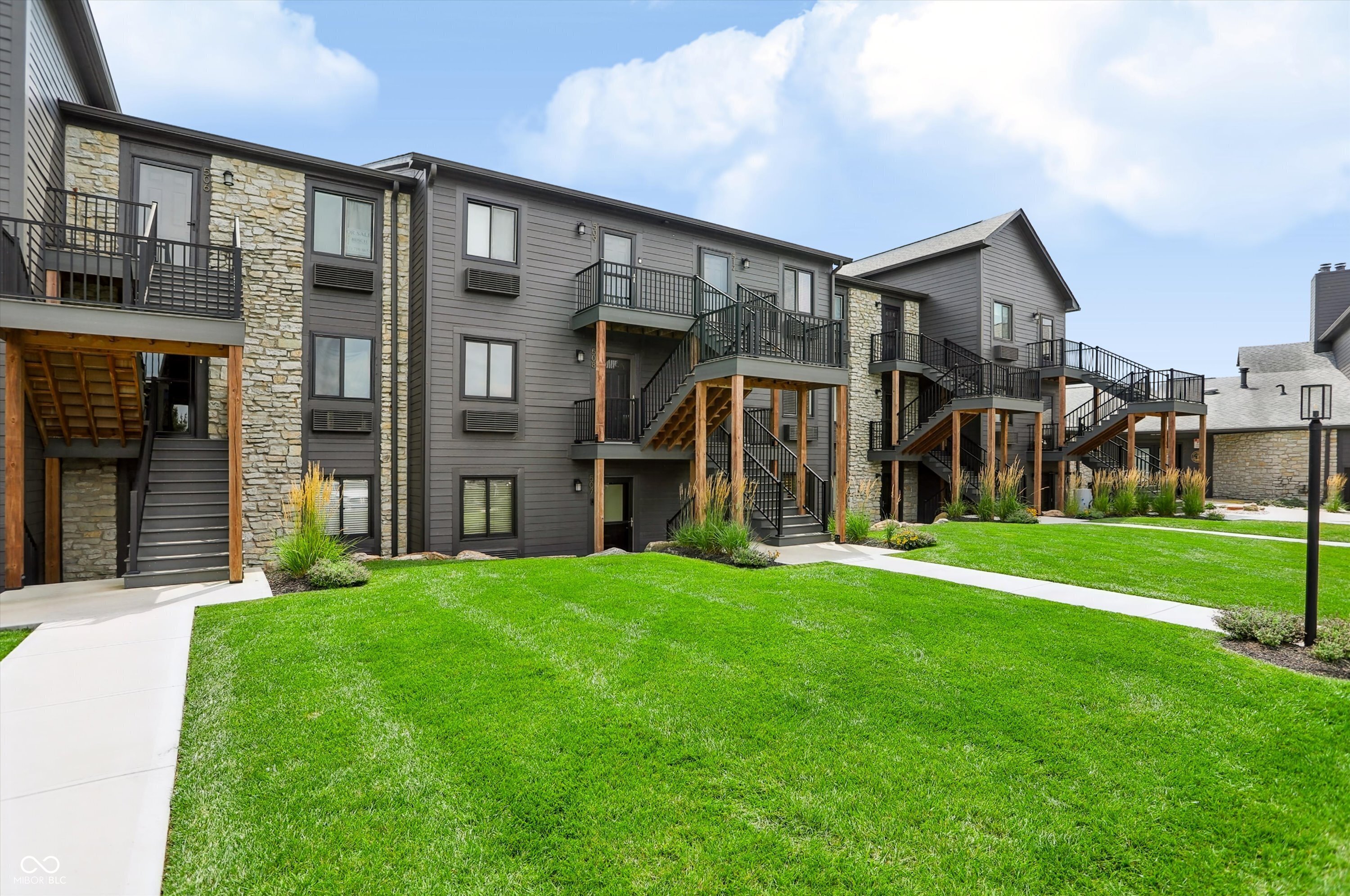 102 Clarendon Drive Unit: 508