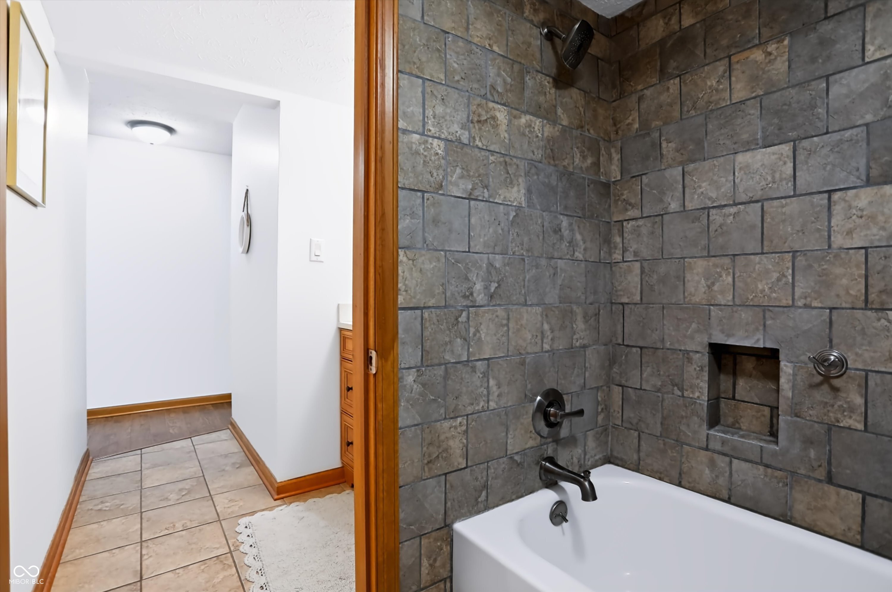 102 Clarendon Drive Unit: 508