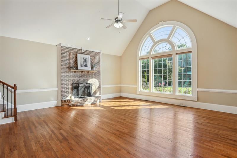 204 Woodridge Parkway