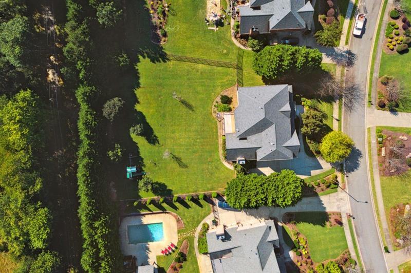 204 Woodridge Parkway