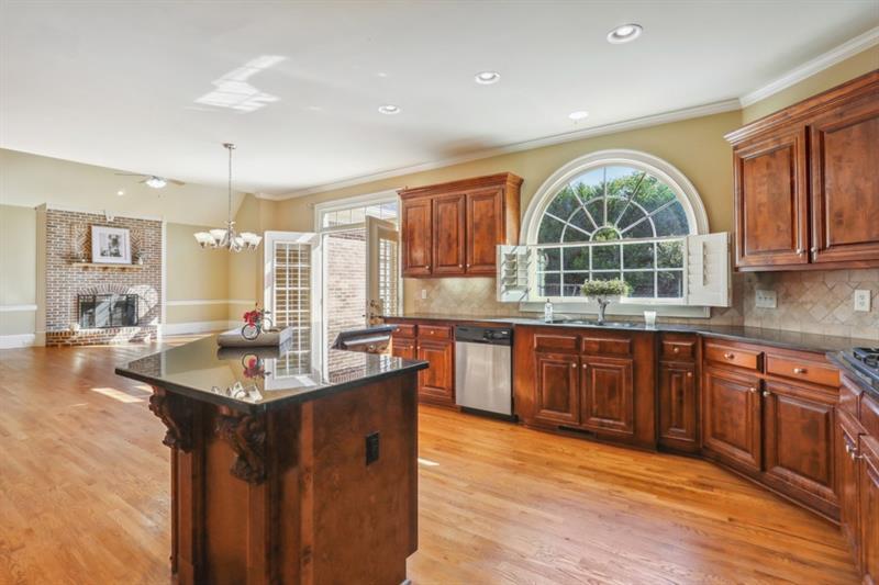 204 Woodridge Parkway