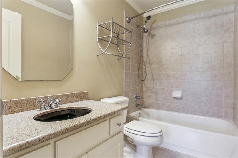 204 Woodridge Parkway