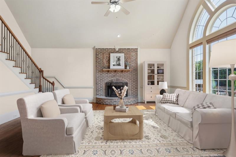 204 Woodridge Parkway