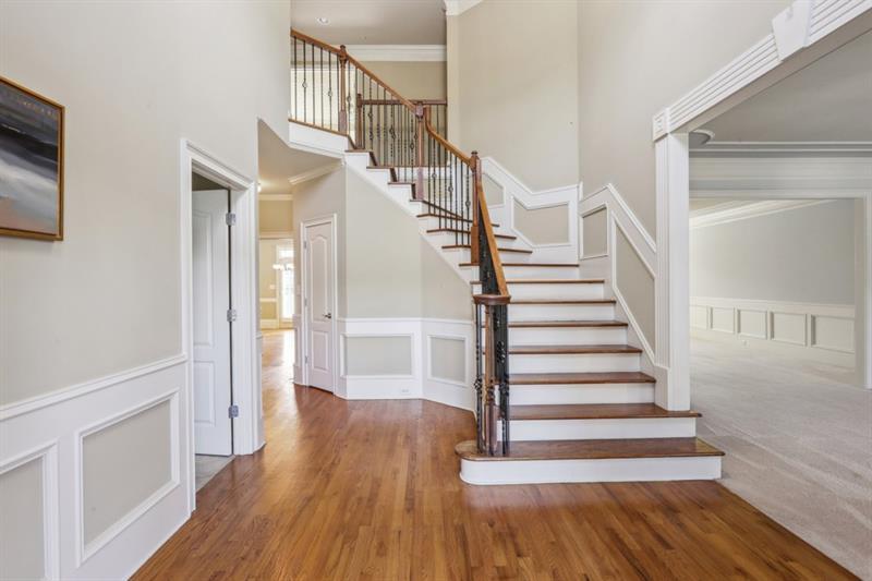 204 Woodridge Parkway