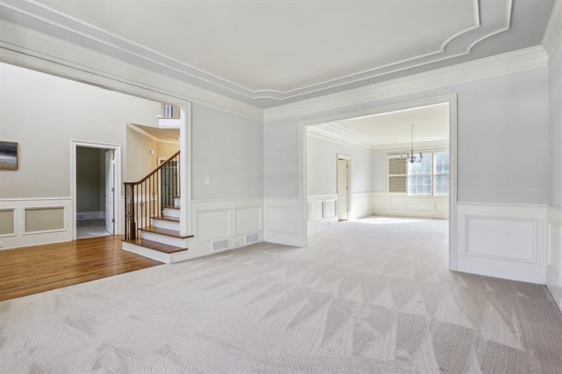 204 Woodridge Parkway