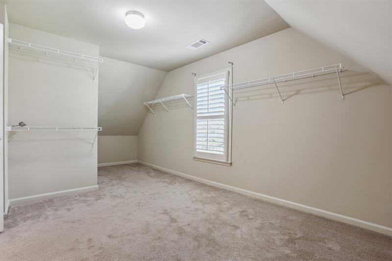 204 Woodridge Parkway