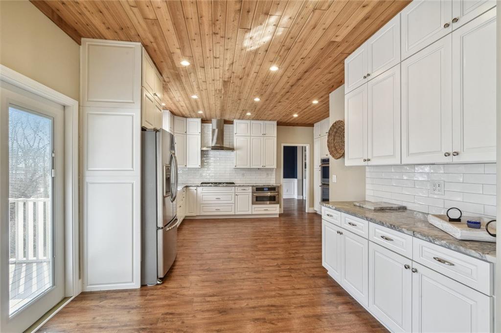 2197 Woodbriar Drive