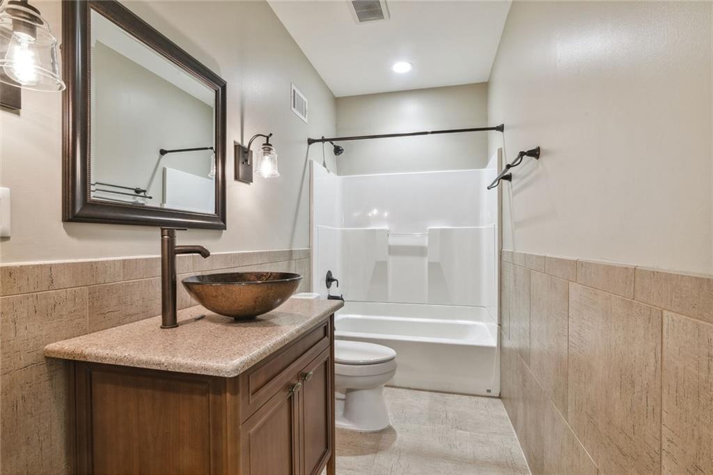 2197 Woodbriar Drive