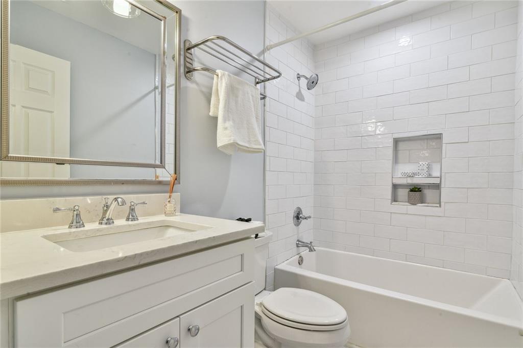 2197 Woodbriar Drive