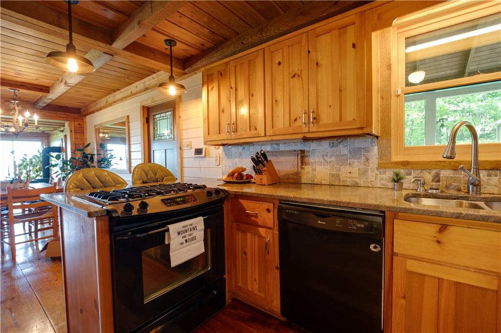 351 Burnt Mountain Ridge Road