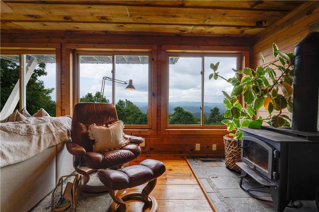 351 Burnt Mountain Ridge Road