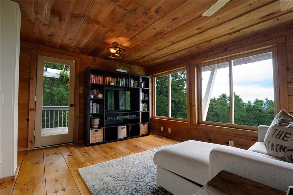 351 Burnt Mountain Ridge Road