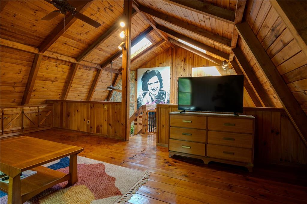 351 Burnt Mountain Ridge Road