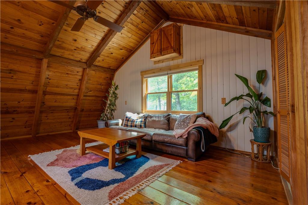 351 Burnt Mountain Ridge Road