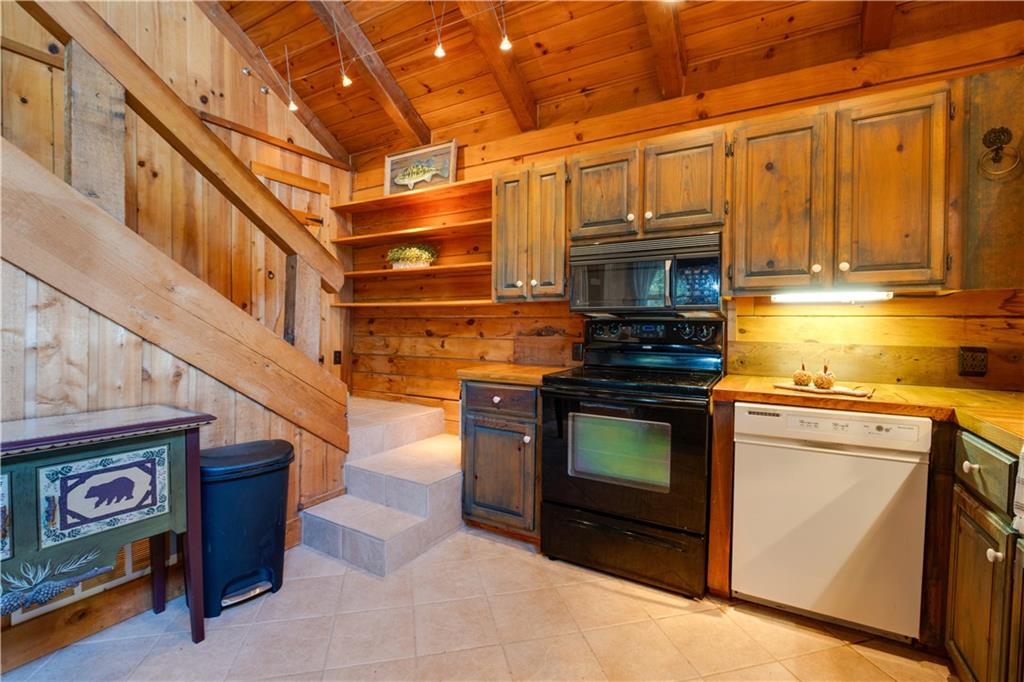 553 Burnt Mountain Ridge Road