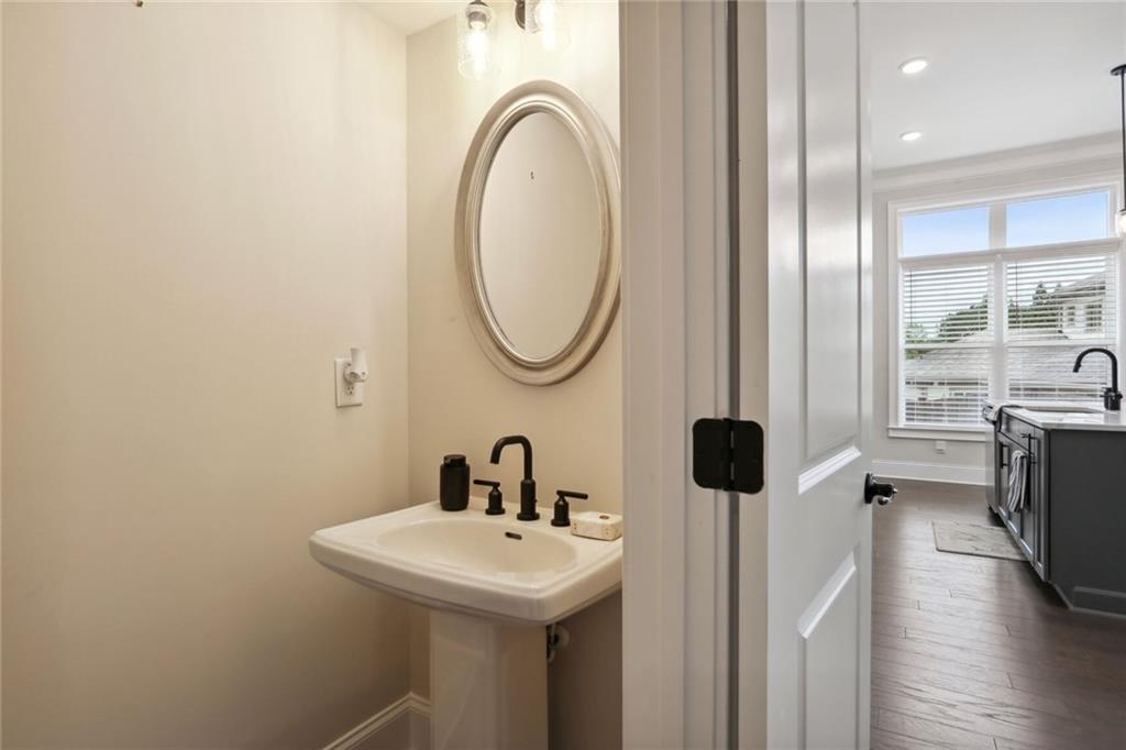 109 Village Green Avenue