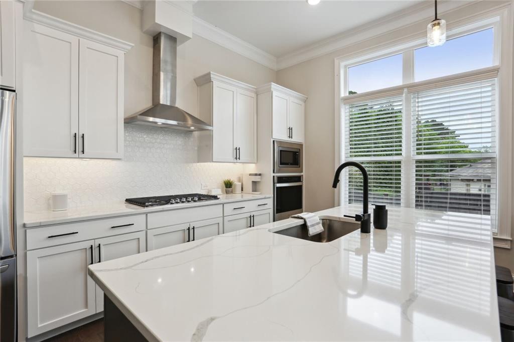 109 Village Green Avenue