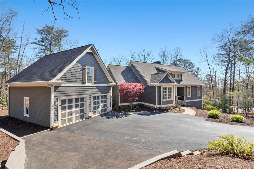 158 BEAR CREEK Drive