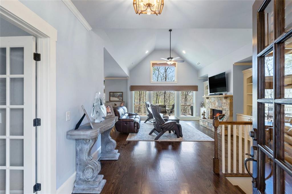 158 BEAR CREEK Drive