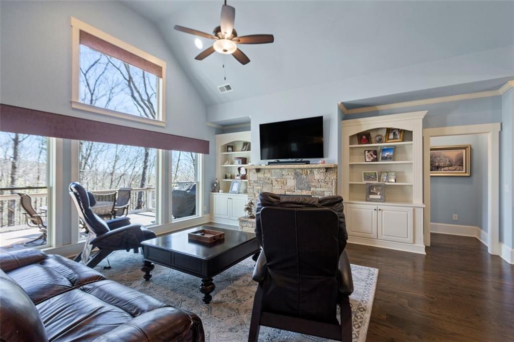 158 BEAR CREEK Drive