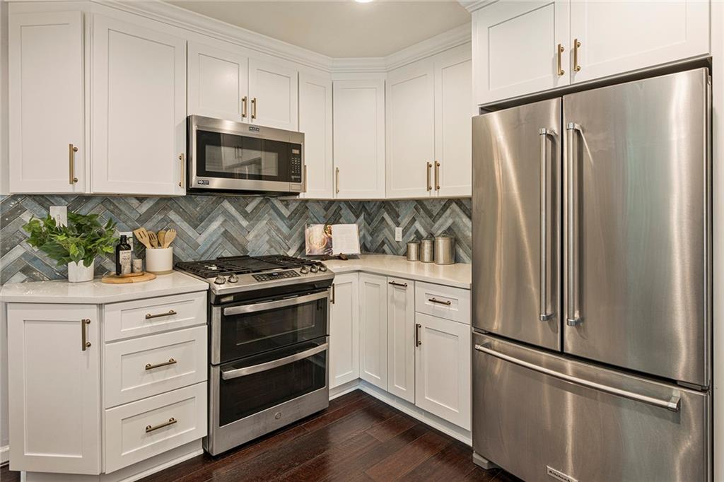 520 Westminster Court