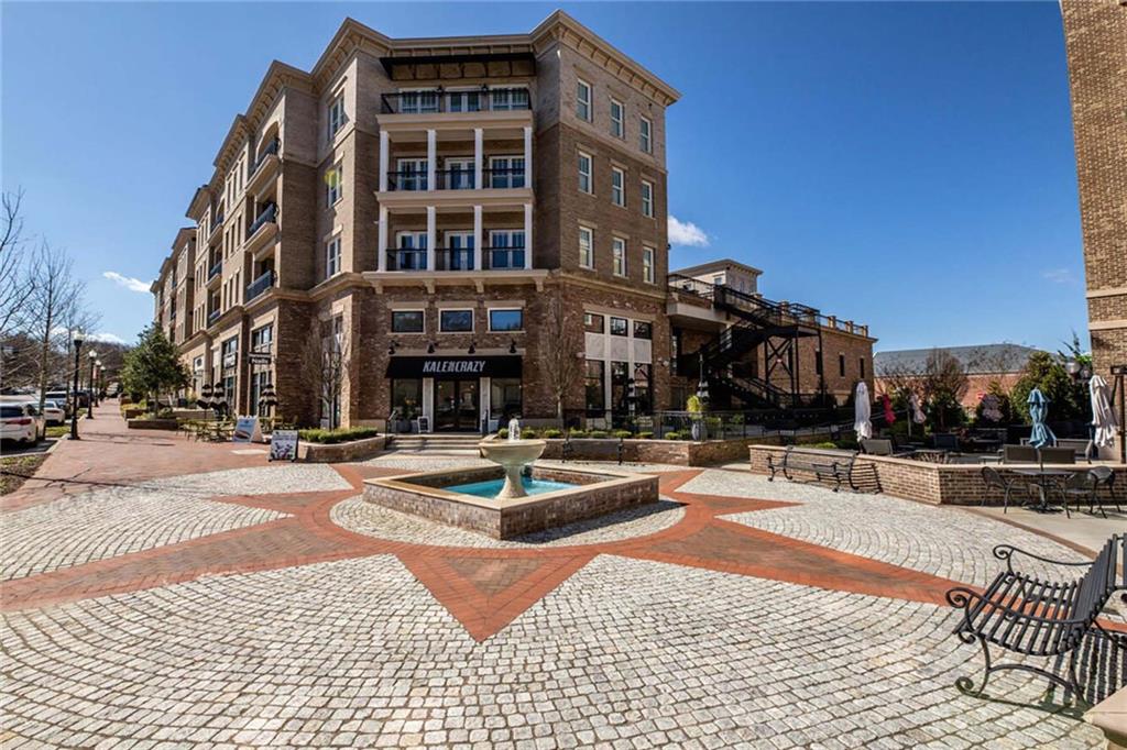 520 Westminster Court