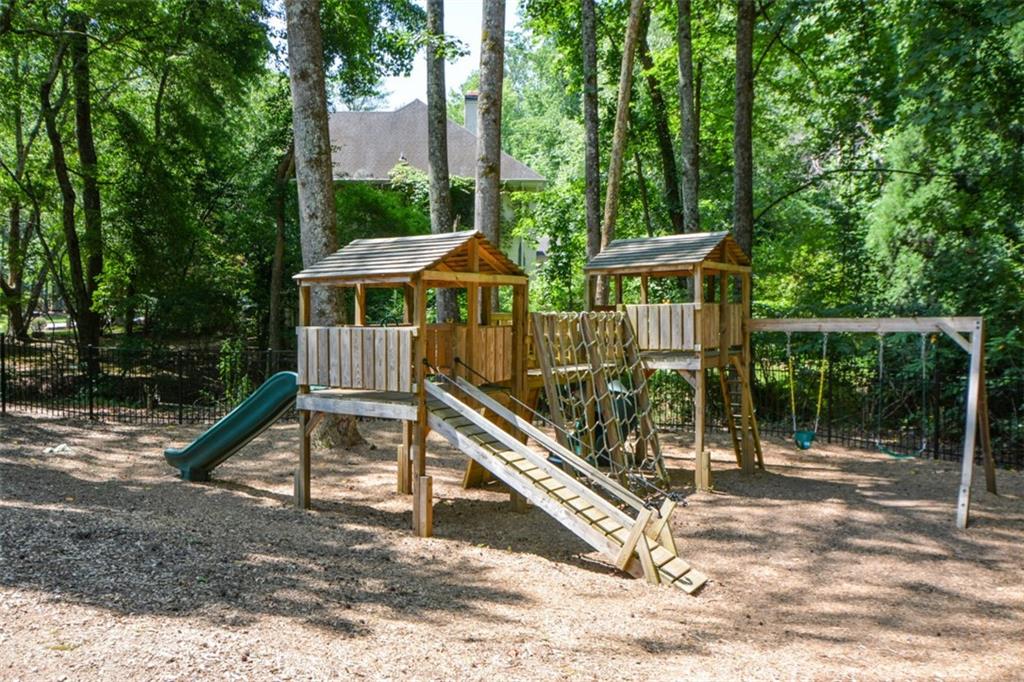 9265 Stonemist Trace