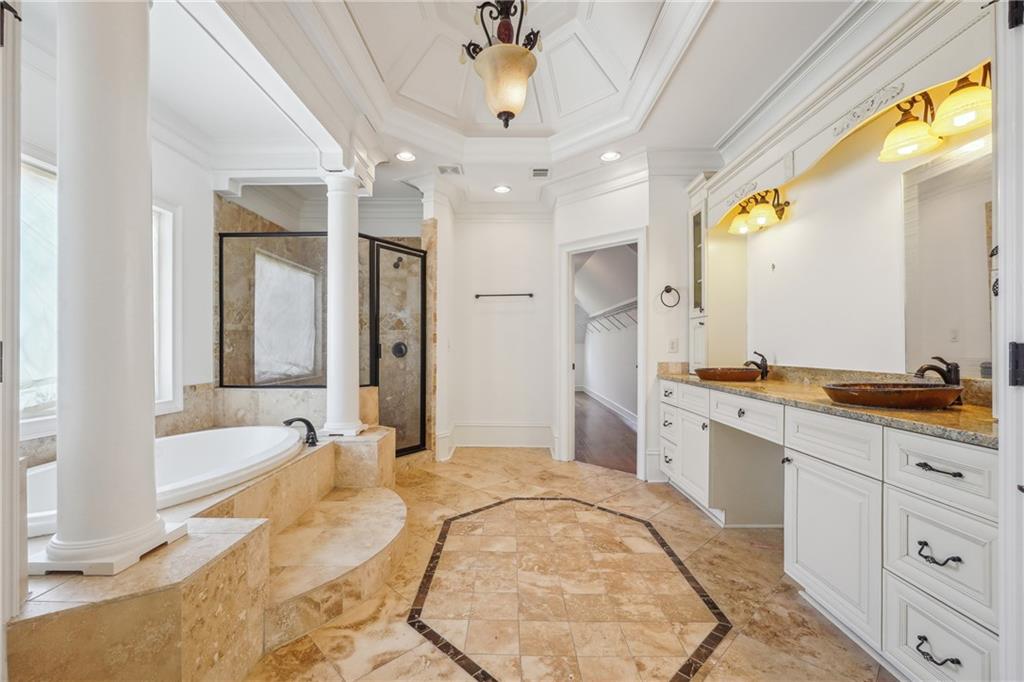 3426 Jamont Boulevard