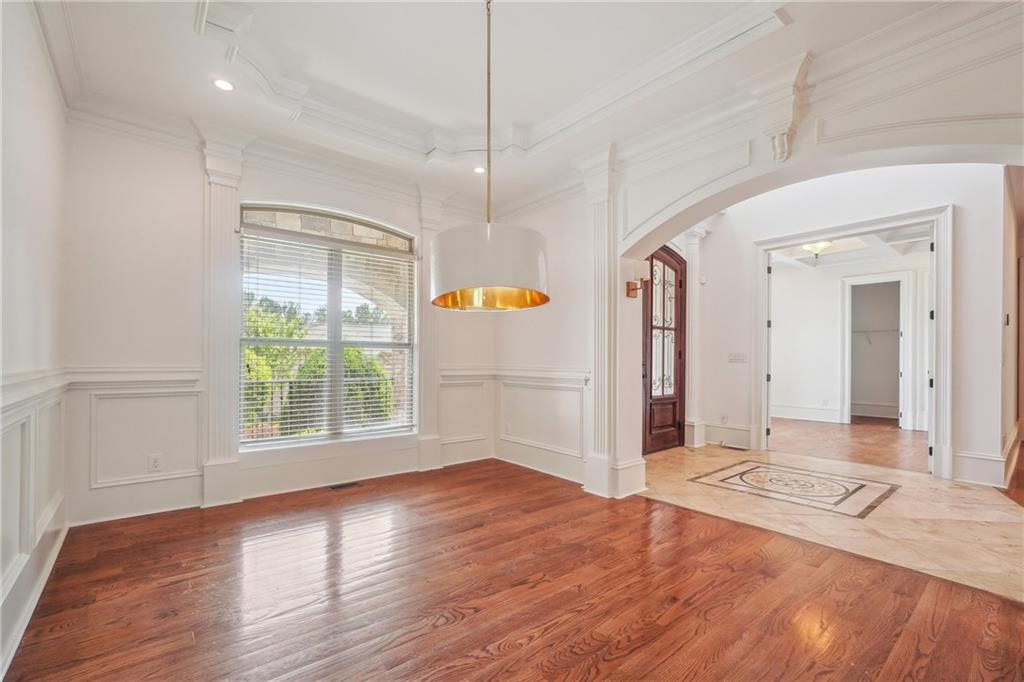 3426 Jamont Boulevard