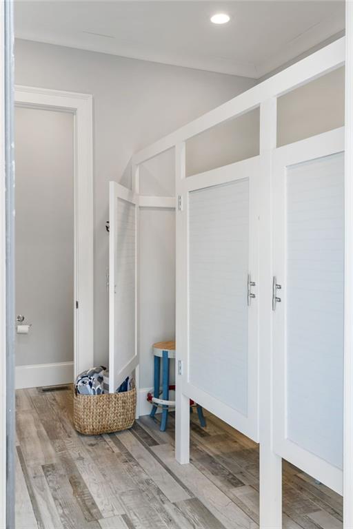 7305 BREEZE BAY Road